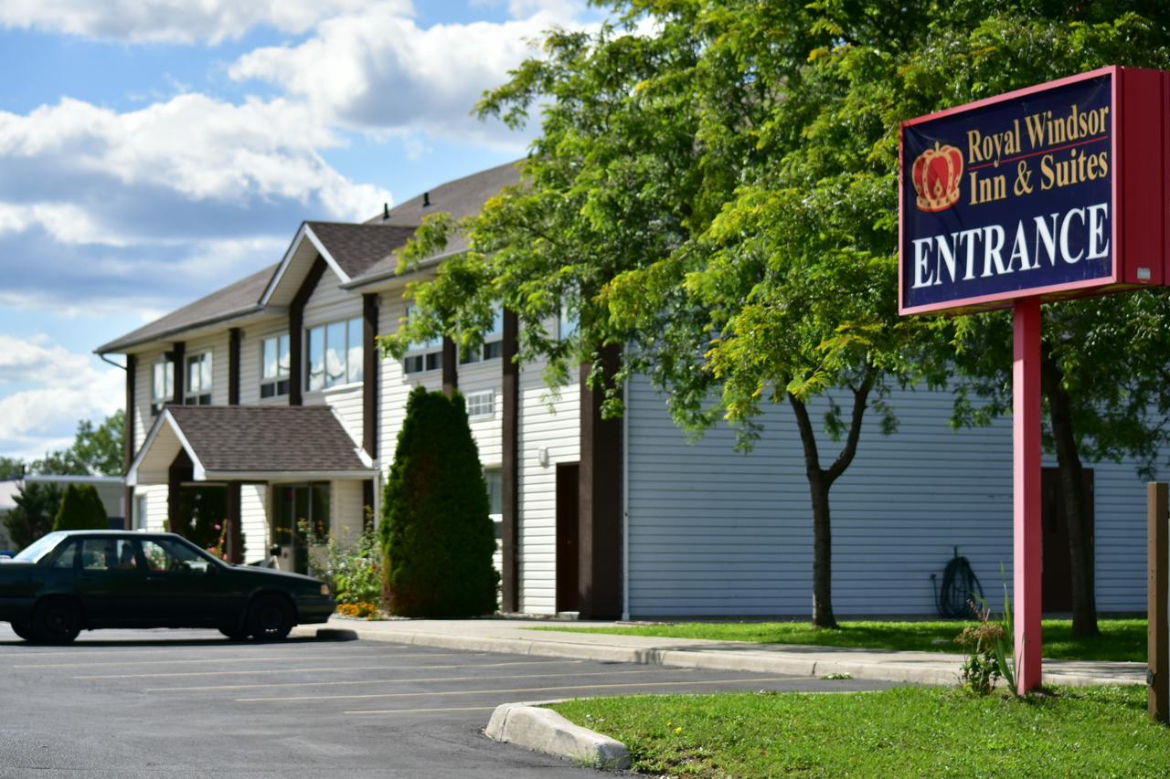 Royal Windsor Motel מראה חיצוני תמונה