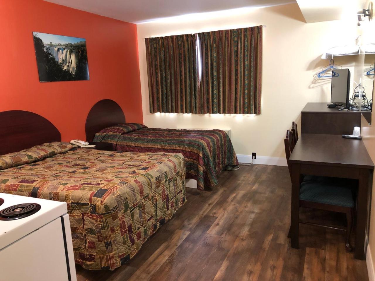 Royal Windsor Motel מראה חיצוני תמונה